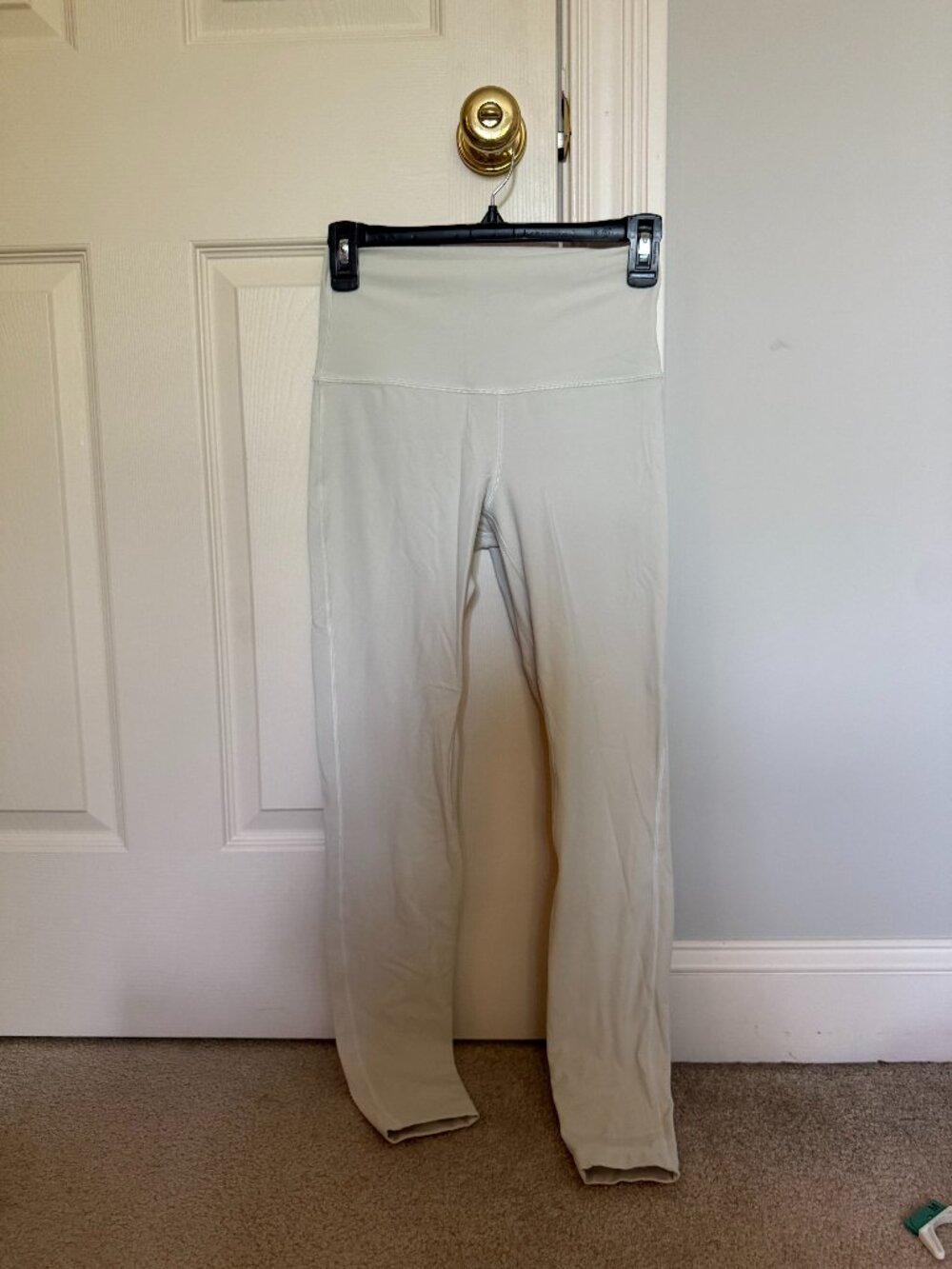Lululemon Ivory/Bone Align Leggings 28"